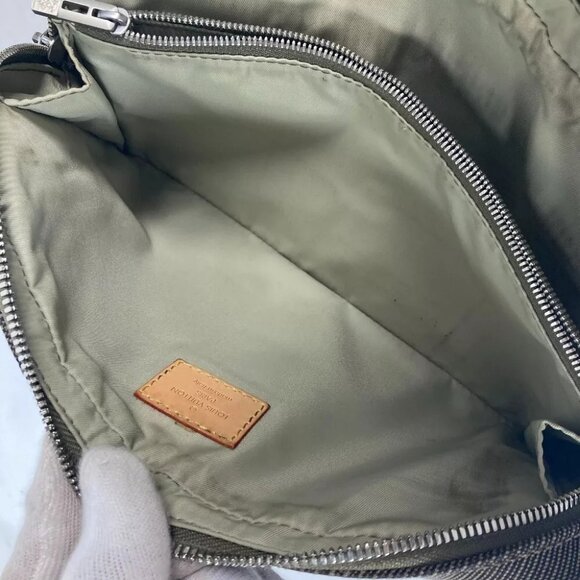 LOUIS VUITTON M93619 Damier Geant Acrobat Shoulder Bag Cross body - Picture 6 of 15